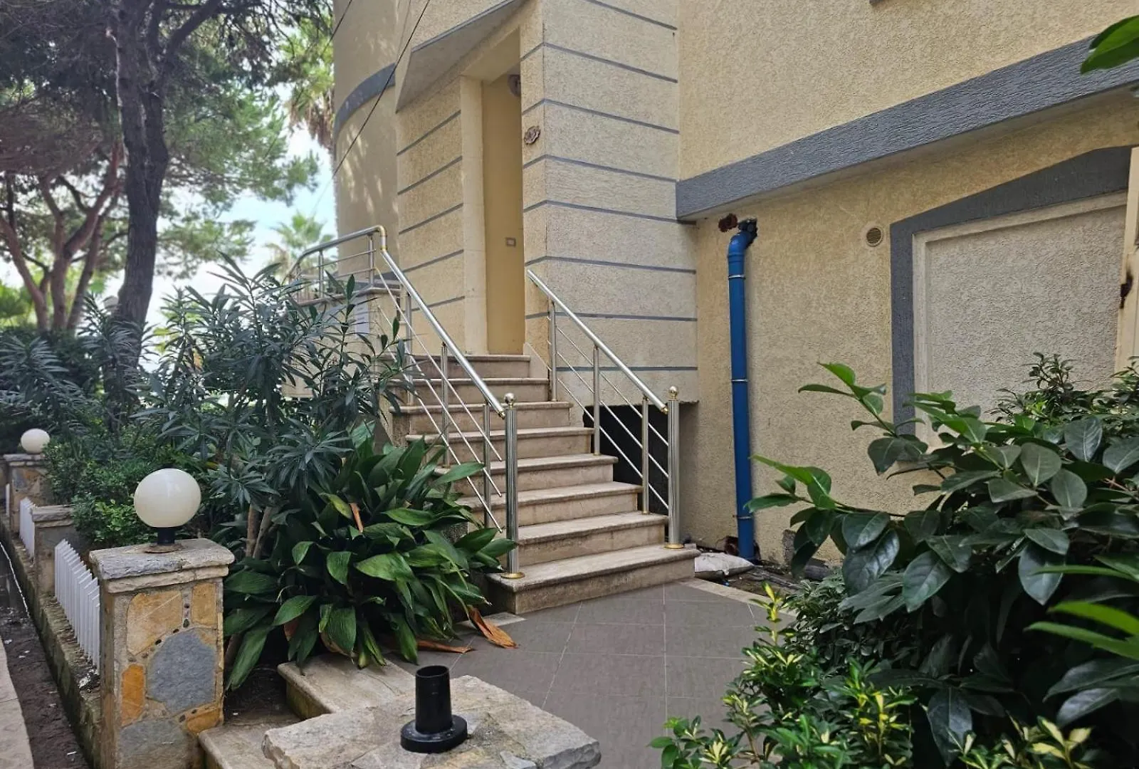 Estia Seaview Apartment Golem  Albania